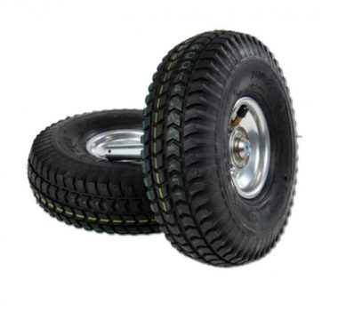 two pneumatic tyres next to one another